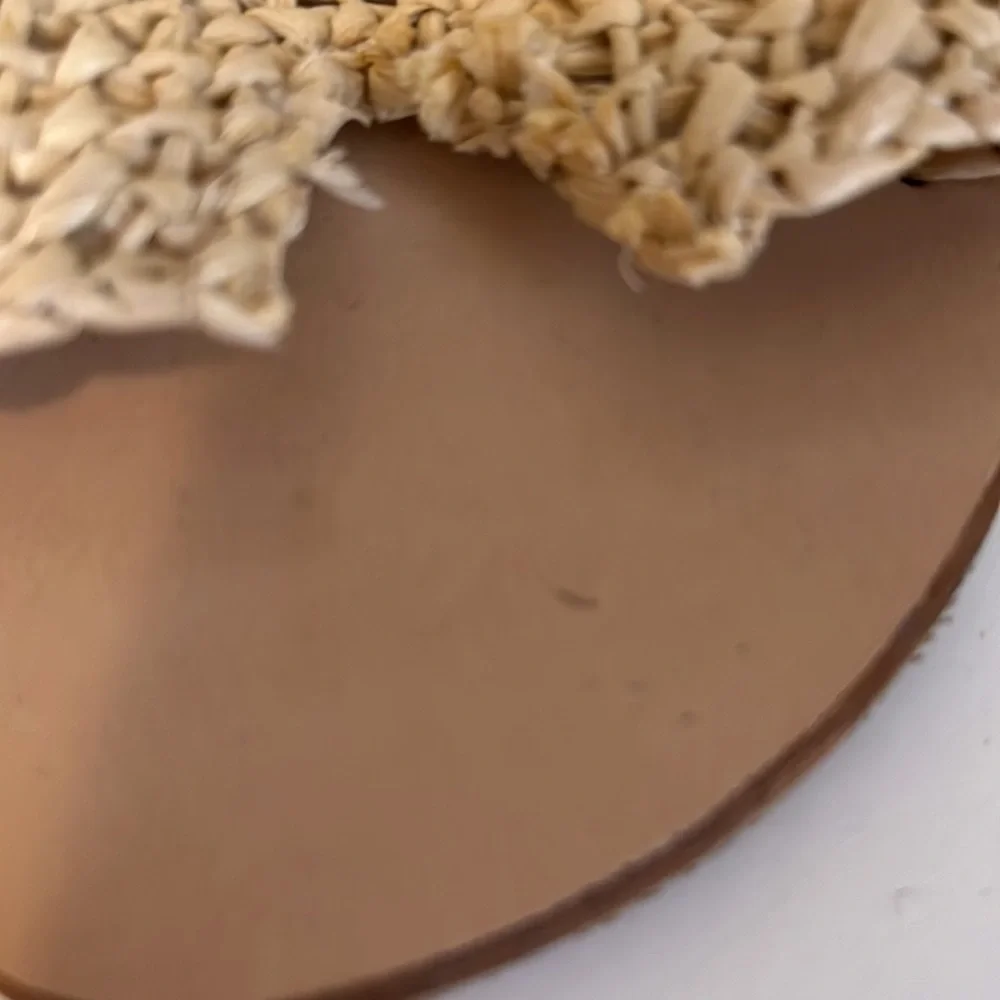 STEVEN Raffia Sandals - Picture 6 of 9